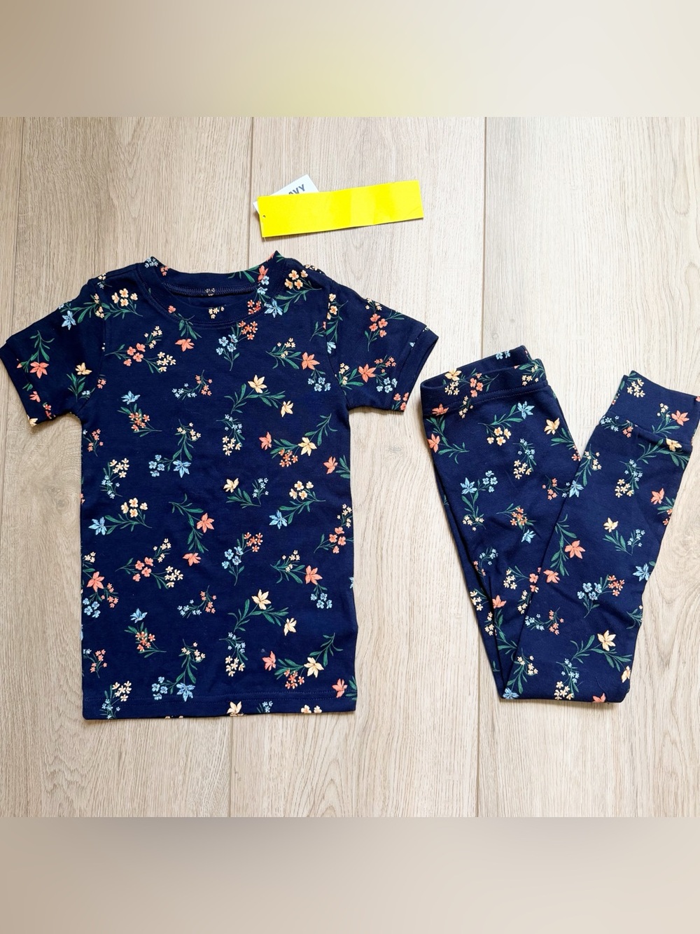 Old Navy Girls 5T Floral Pajamas